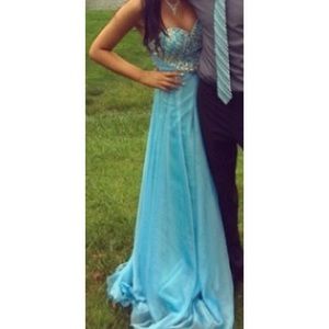 sky blue prom dress.. need gone !