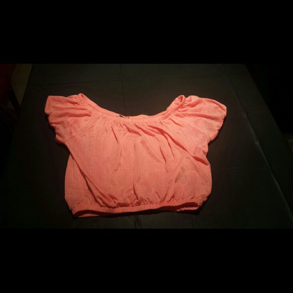 Crop top - Picture 3 of 3