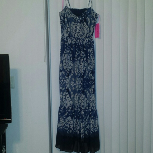 Betsey Johnson maxi dress