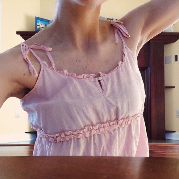 • Gap Pink Tank •