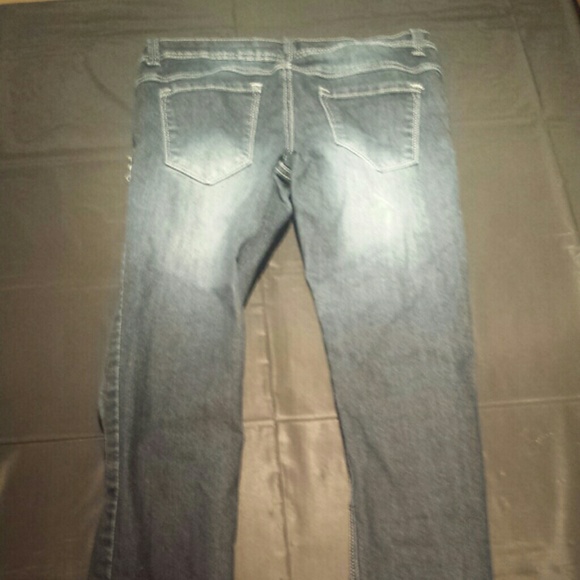 Jeans - Picture 2 of 4