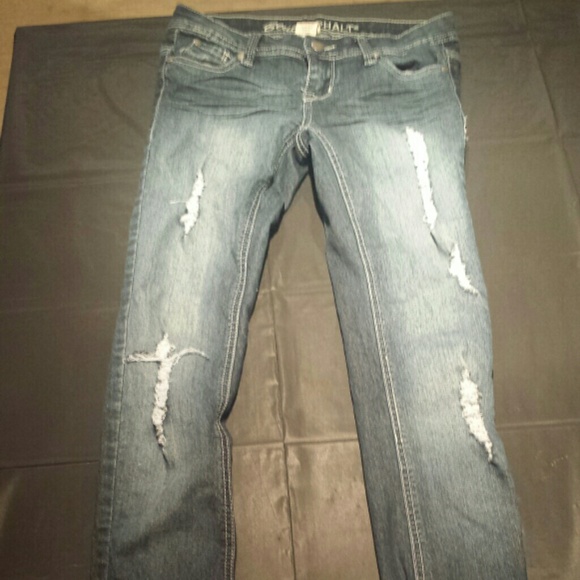 Jeans - Picture 3 of 4