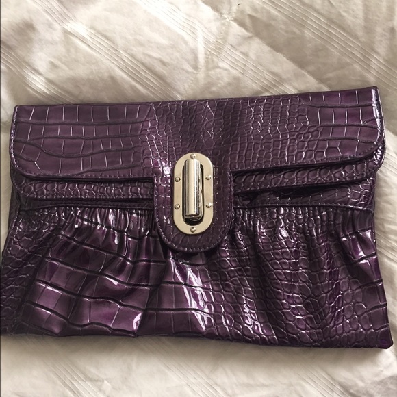 Purple clutch 👝