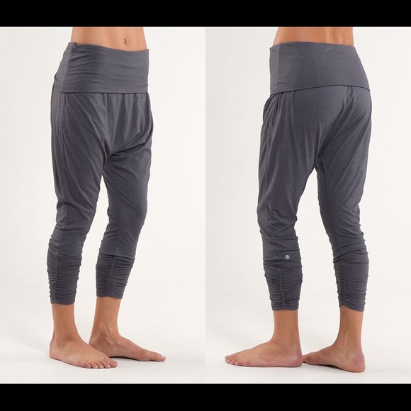 **Sold** lululemon pants size 4 - Picture 3 of 3