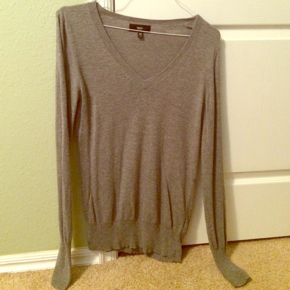 Gray Mossimo Lightweight Sweater - Picture 1 of 2