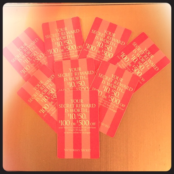 8 Victoria's Secret Rewards Cards