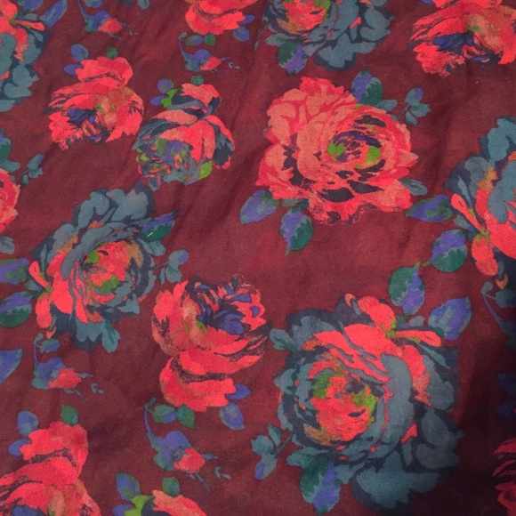 Floral infinity scarf - Picture 2 of 3
