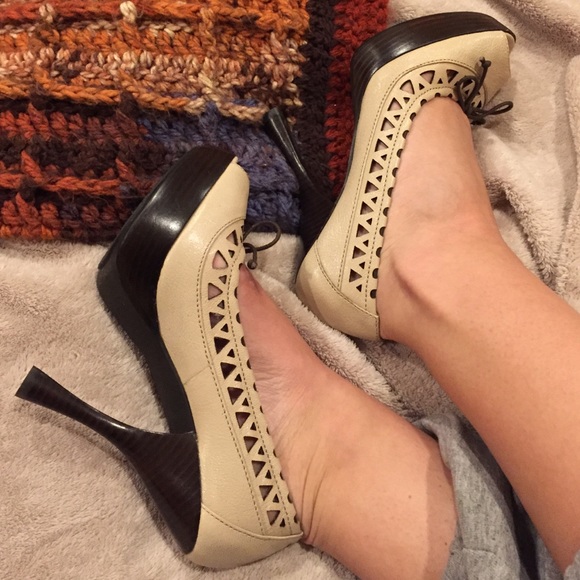 MICHAEL Michael Kors Shoes - Brand new Michael Kors pumps