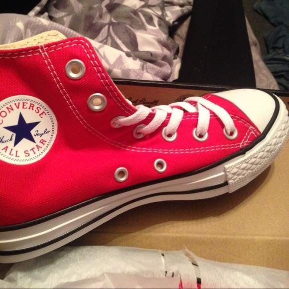Womens high top red converse all stars