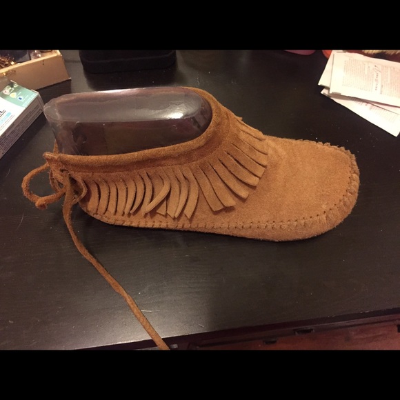 STEVE MADDEN FRINGE SHOE! Ferrise