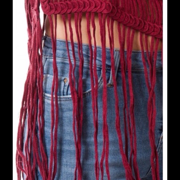 Burgundy fringe vest - overlay - Picture 3 of 4