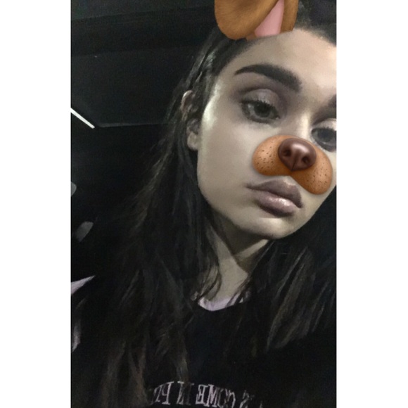 Meet Your Posher! - Picture 6 of 7