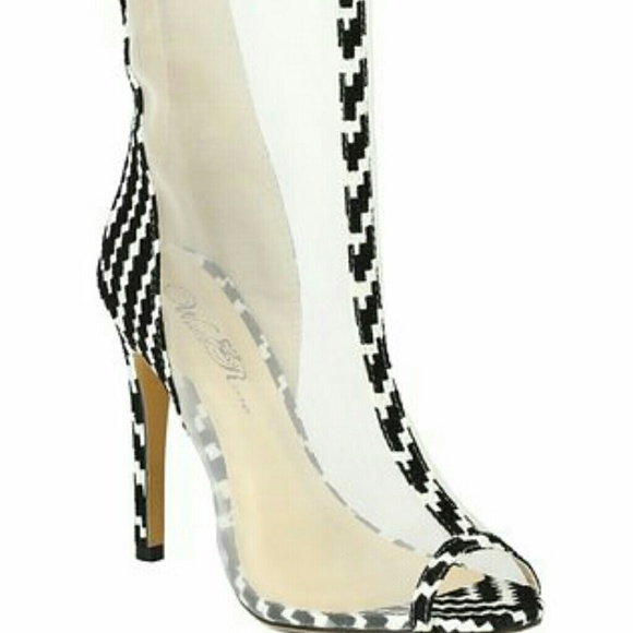 Wild Rose Geometric Mesh Booties