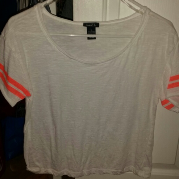 Small Rue 21 crop top