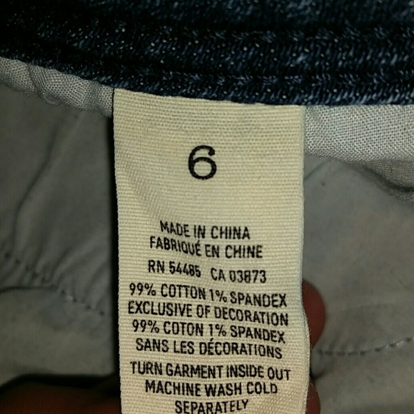 Shorts - Picture 3 of 3