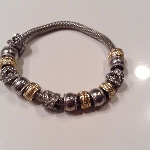 Silver and gold bracelet💕