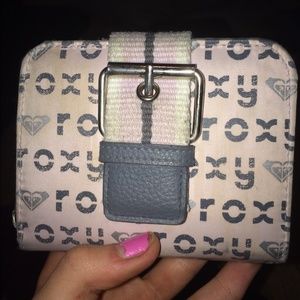 roxy pink and grey wallet