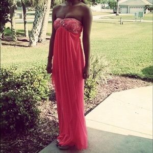 My Prom dress from 2014. Only worn once!