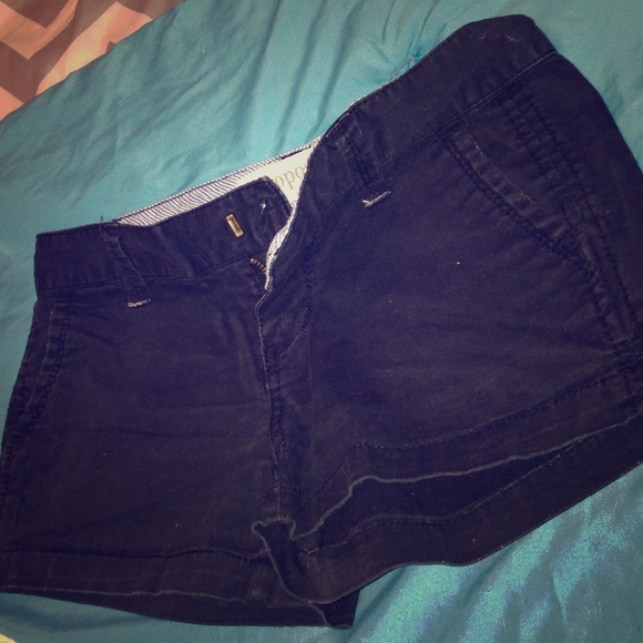 black Aeropostale shorts