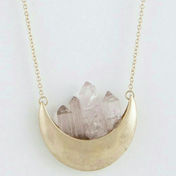 Crescent Necklace NEW