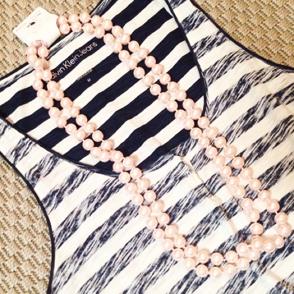fashion jewelry Jewelry - Pale pink long pearl strand
