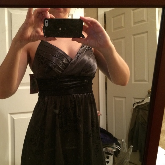 Cocktail length Dark gray halter dress
