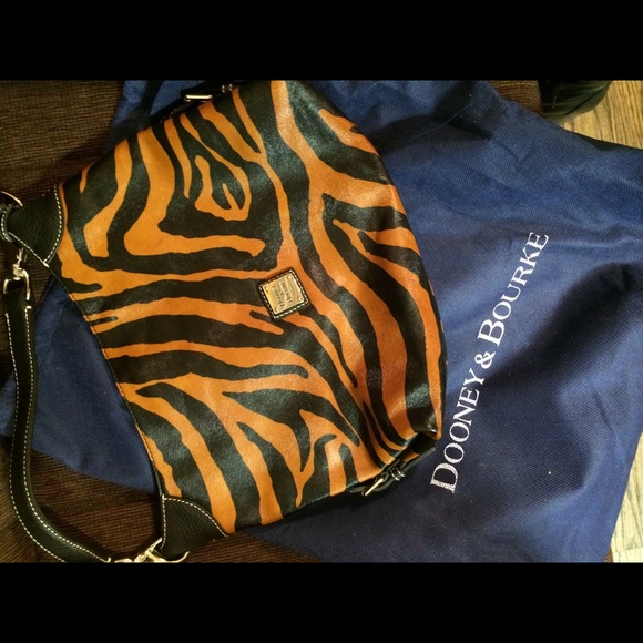 Dooney and Bourke bag never used