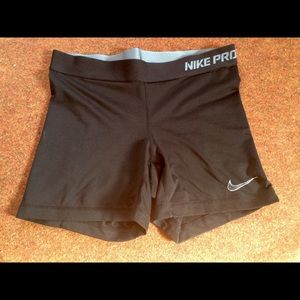 Black Nike Pro 3.0 Small