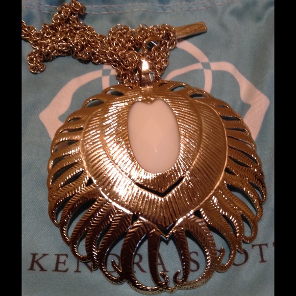 Kendra Scott Lennox Pendant & Chain