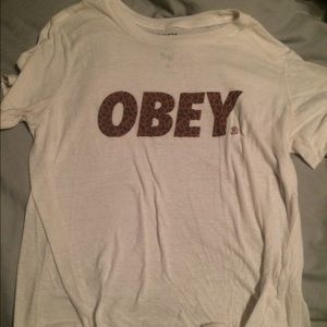 OBEY tee