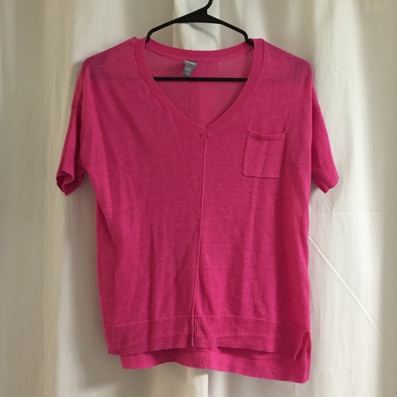 Pink pocket tee