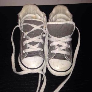 Toddler grey converse sz 10.5