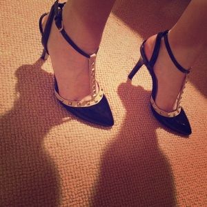 Sole society black pointy high heels with studs