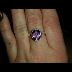 Amethyst  3.22 cts Ring