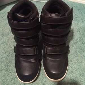 Black sneaker wedges