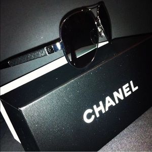 Chanel 4195Q C1273C Black Aviator CC Sunglasses
