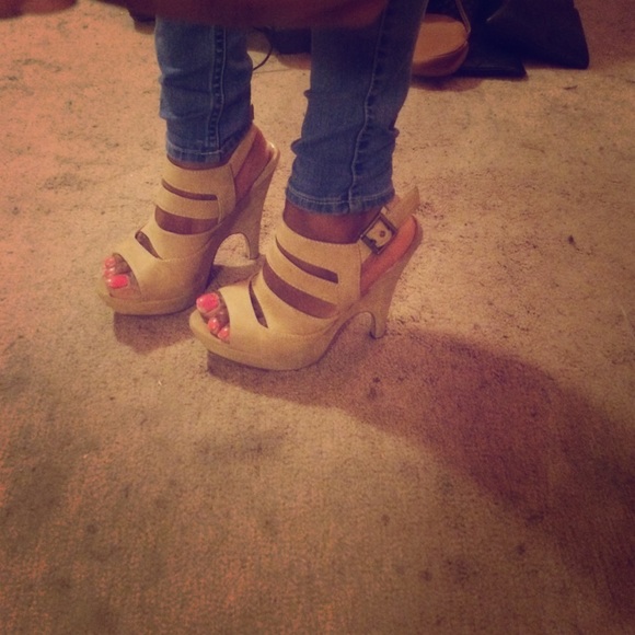 Tan opened toed unique heels