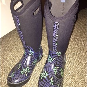 Winterberry BOGS Size 9 Snow/Rain Boots