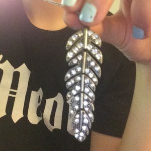 Feather necklace