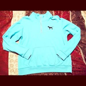 Victoria's Secret Boyfriend Pullover💙
