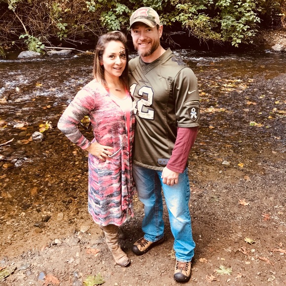 💕✨Veteran Owned Closet ❤️🤍🩵 - Picture 3 of 10