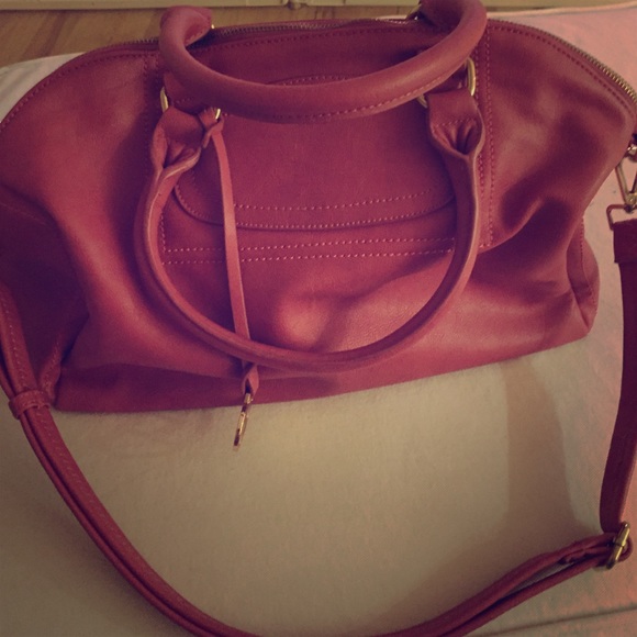 Large hand bag.