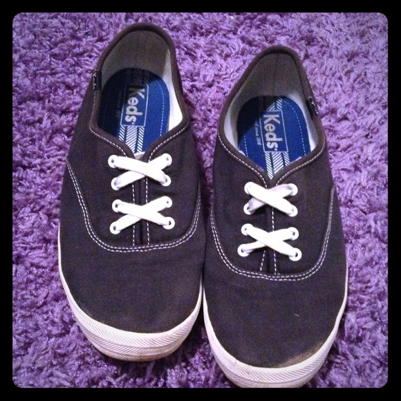 Dark blue used KEDS