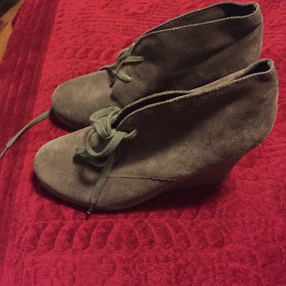 Olive green Aldo Wedges