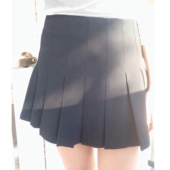 black tennis skirt