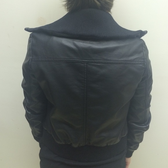 Jacket - Picture 2 of 3