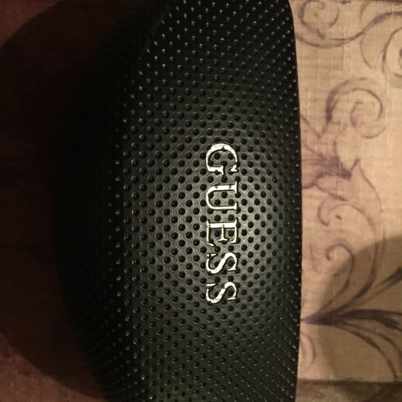 Guess aviator sunglasses