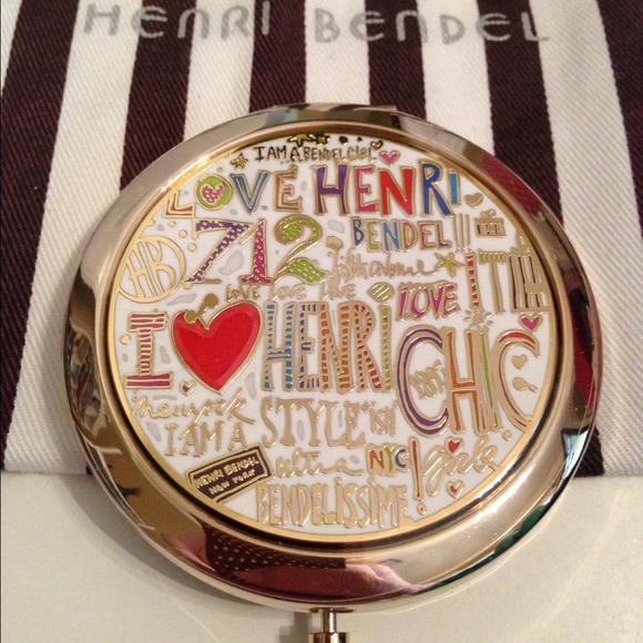 Henri Bendel Compact NWT