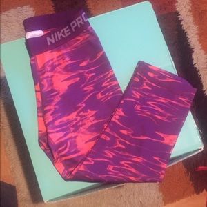Nike pro workout pants