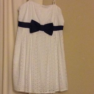 White dress with black how